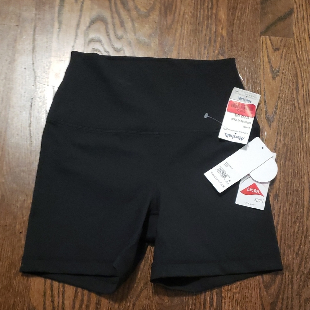 Yogalicious Black Bike Shorts Classic Athletic Style